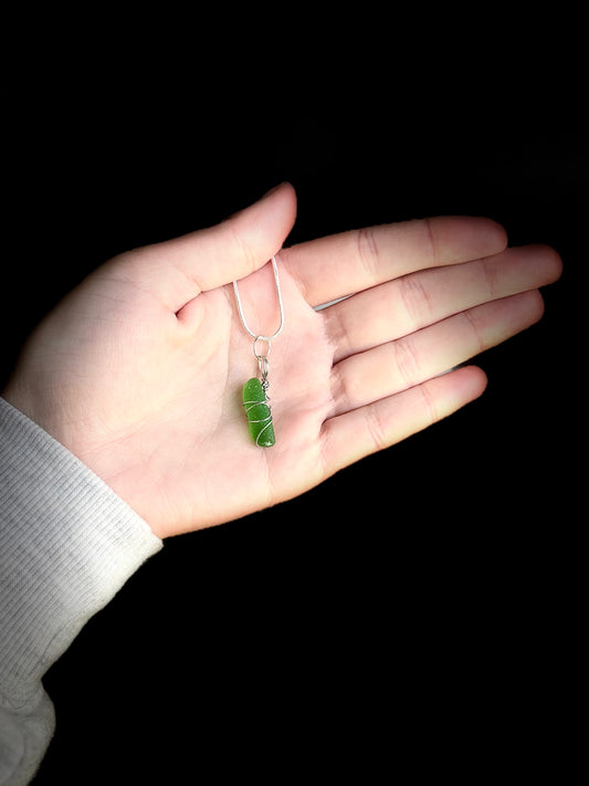 Beach Glass Necklace - Skinny Green
